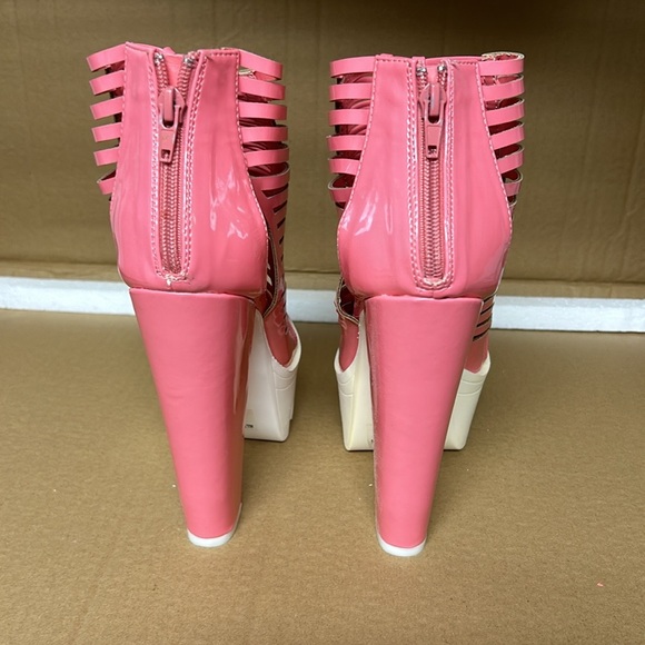 ‼️Damaged‼️ FRH Platform Lug Heels - Size 6.5 - Picture 6 of 14